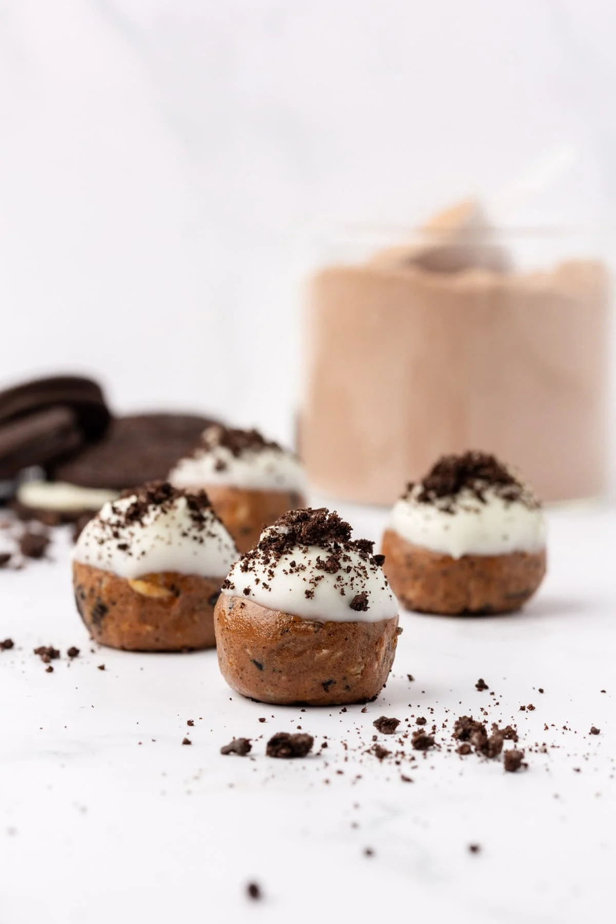 cookies and cream protein balls