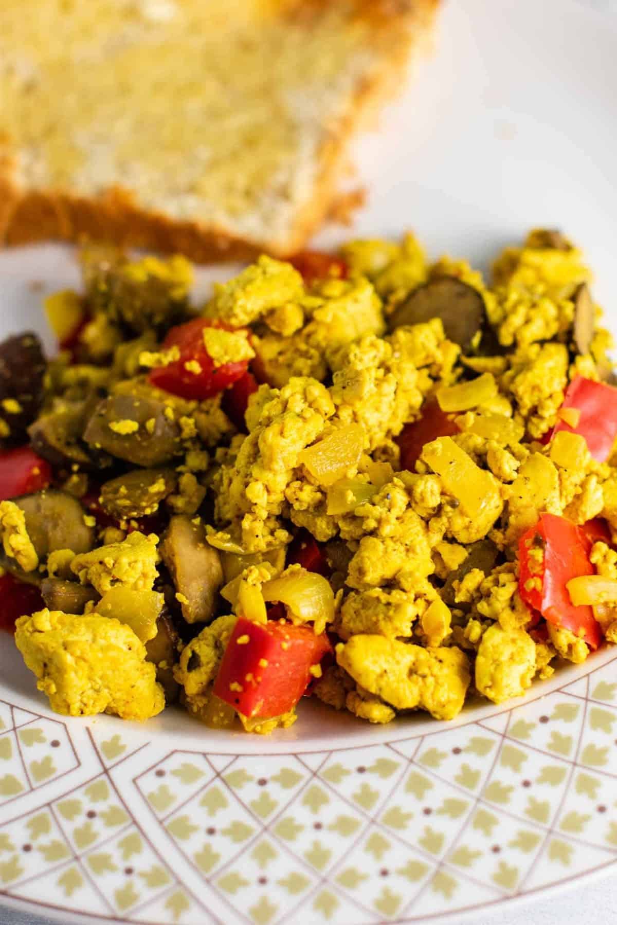 how to make tofu scramble #vegan #breakfast #tofu