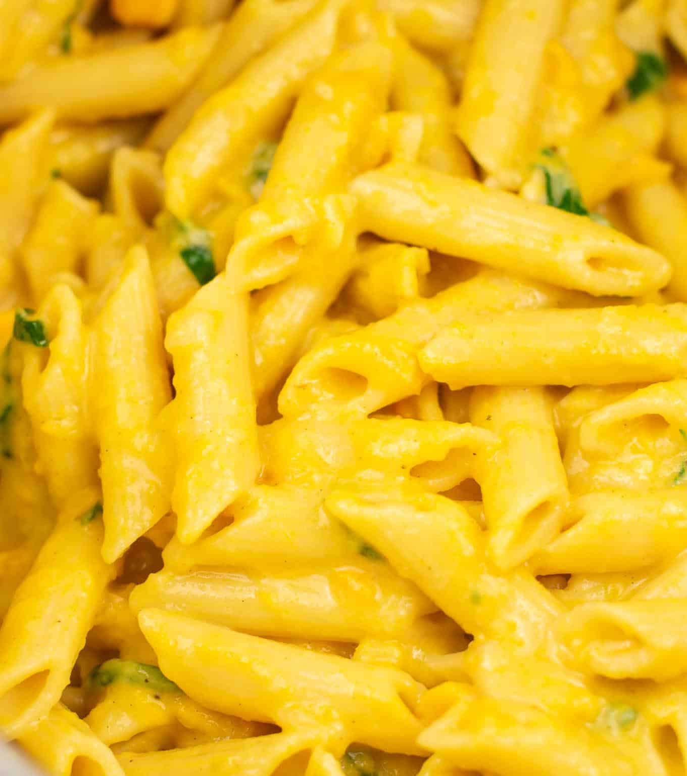 Instant Pot Creamy Sweet Potato Pasta (vegetarian) – this is the perfect fall recipe and tastes AMAZING! Even my two year old loved it, and it was a great way to sneak in more veggies! Definitely will be making this one again. #instantpot #instantpotrecipe #instantpotvegetarian #vegetarian #easydinner #dinner #vegetariandinner #sweetpotatorecipe #fallrecipe