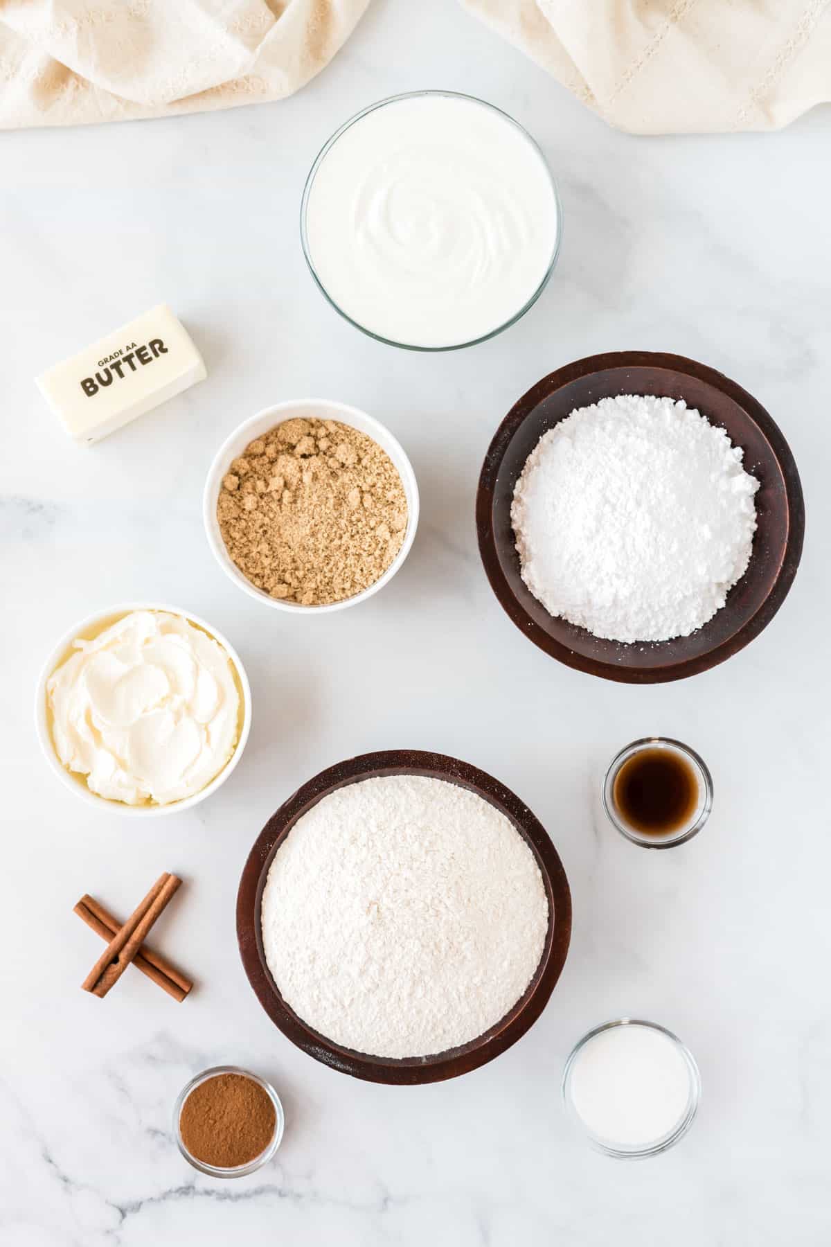 ingredients to make cinnamon rolls