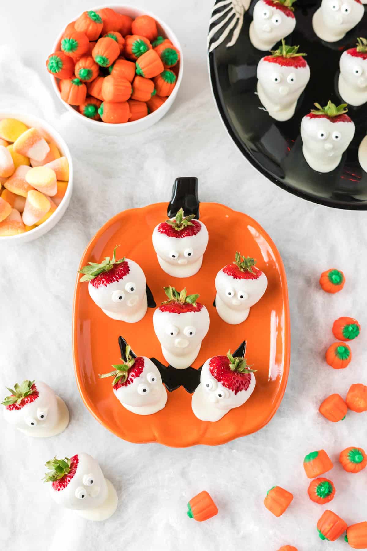 strawberry ghosts on hallloween plates