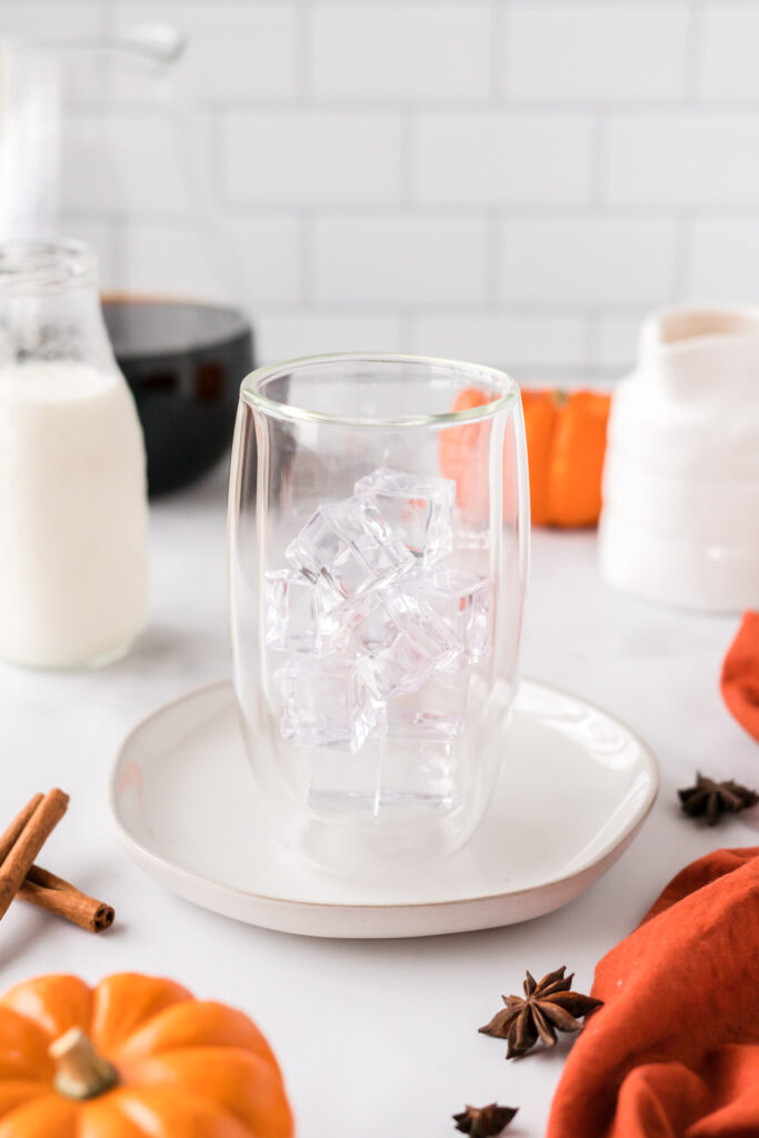 glass full of ice