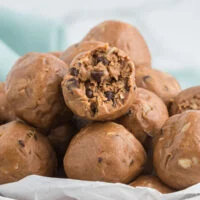 chocolate protein balls