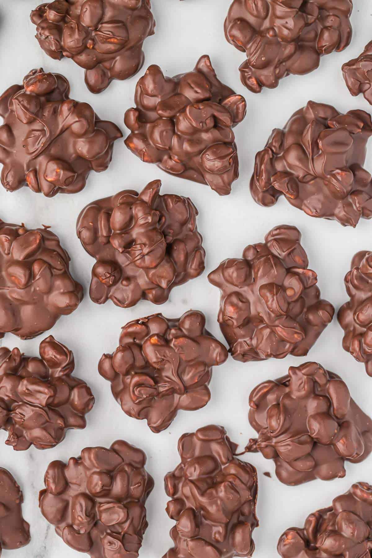 Crock Pot Peanut Clusters