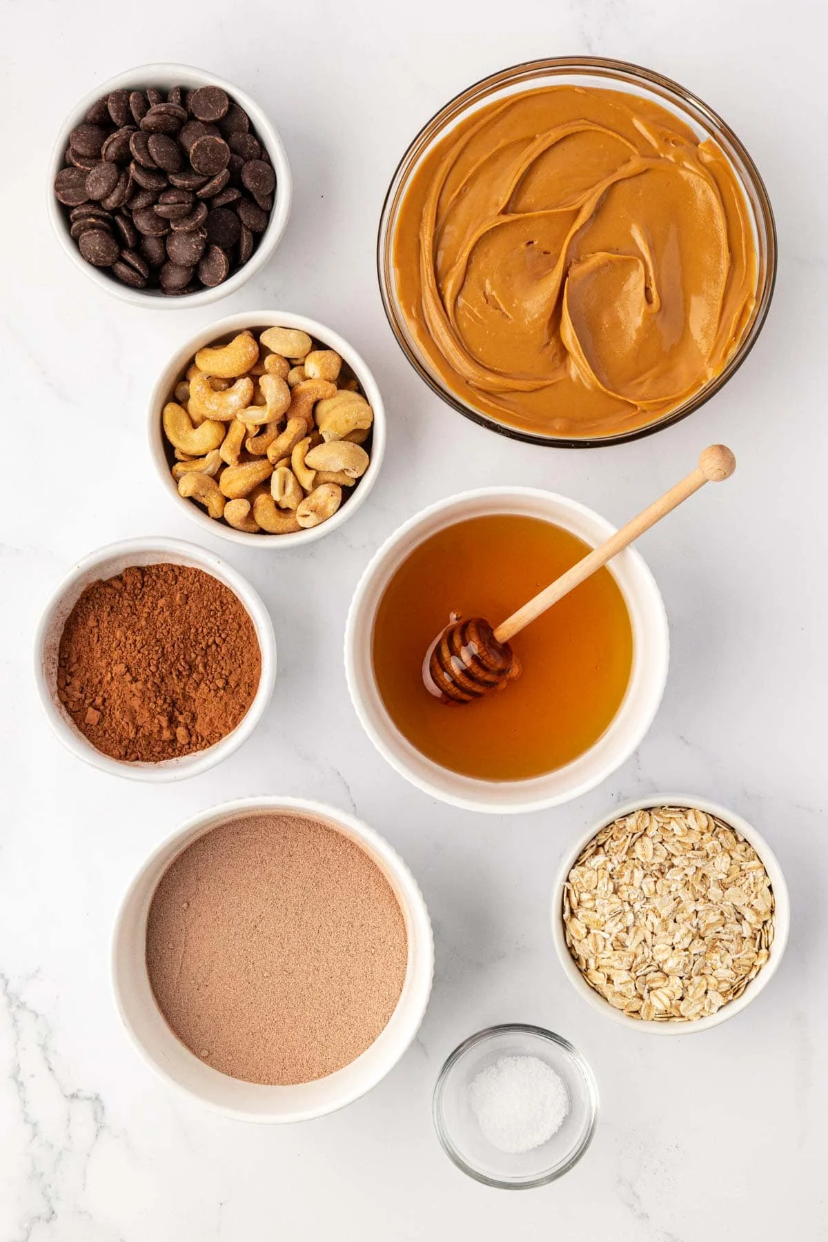 chocolate cashew energy bite ingredients