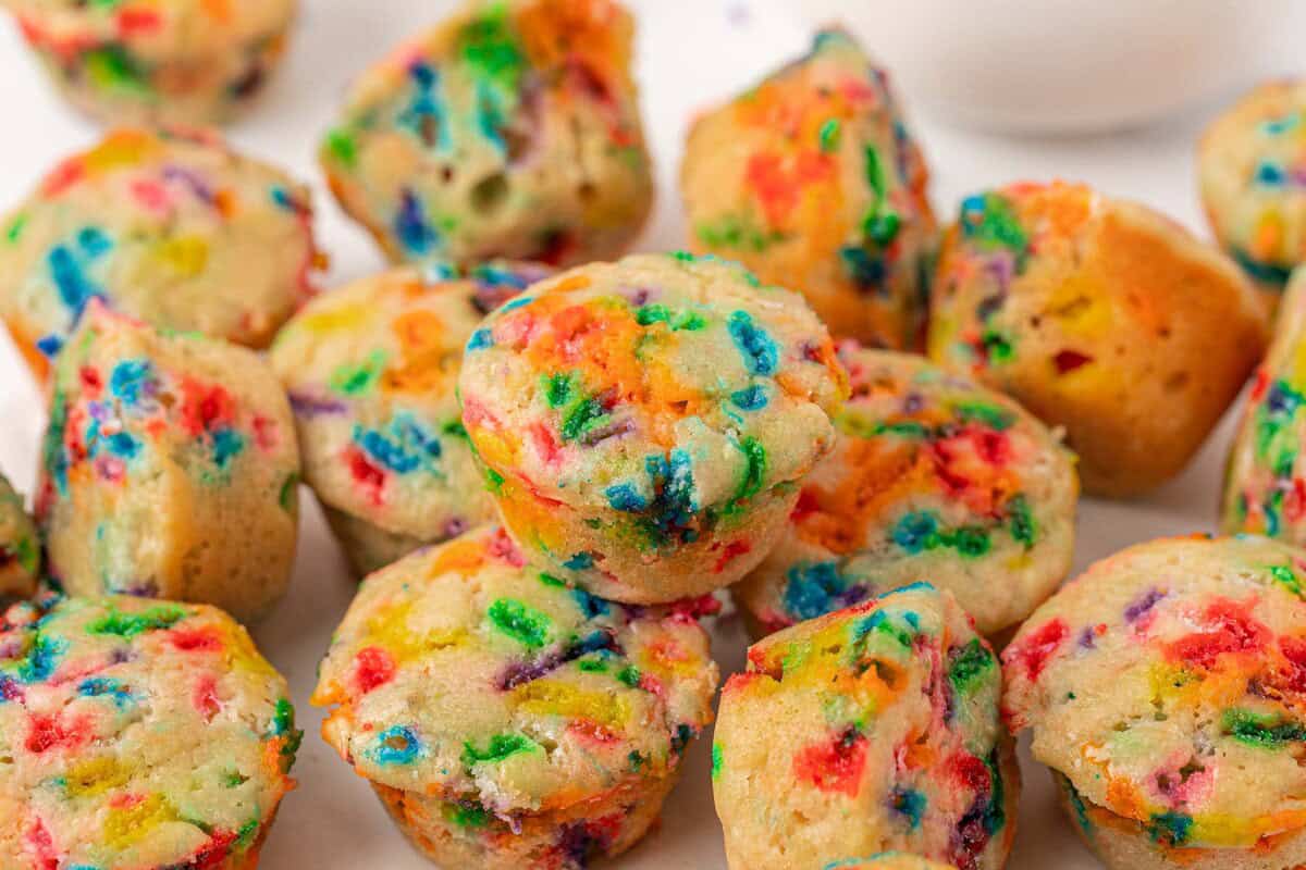 birthday cake mini muffins