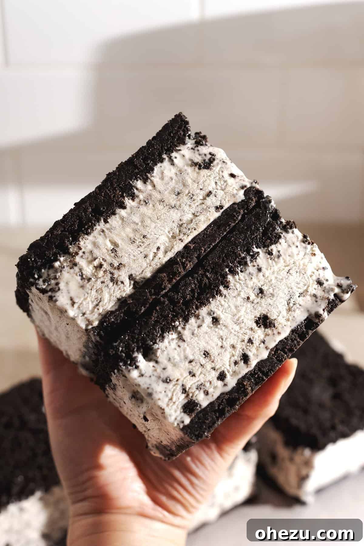 Homemade Oreo Ice Cream Sandwiches, easy no-churn recipe for summer