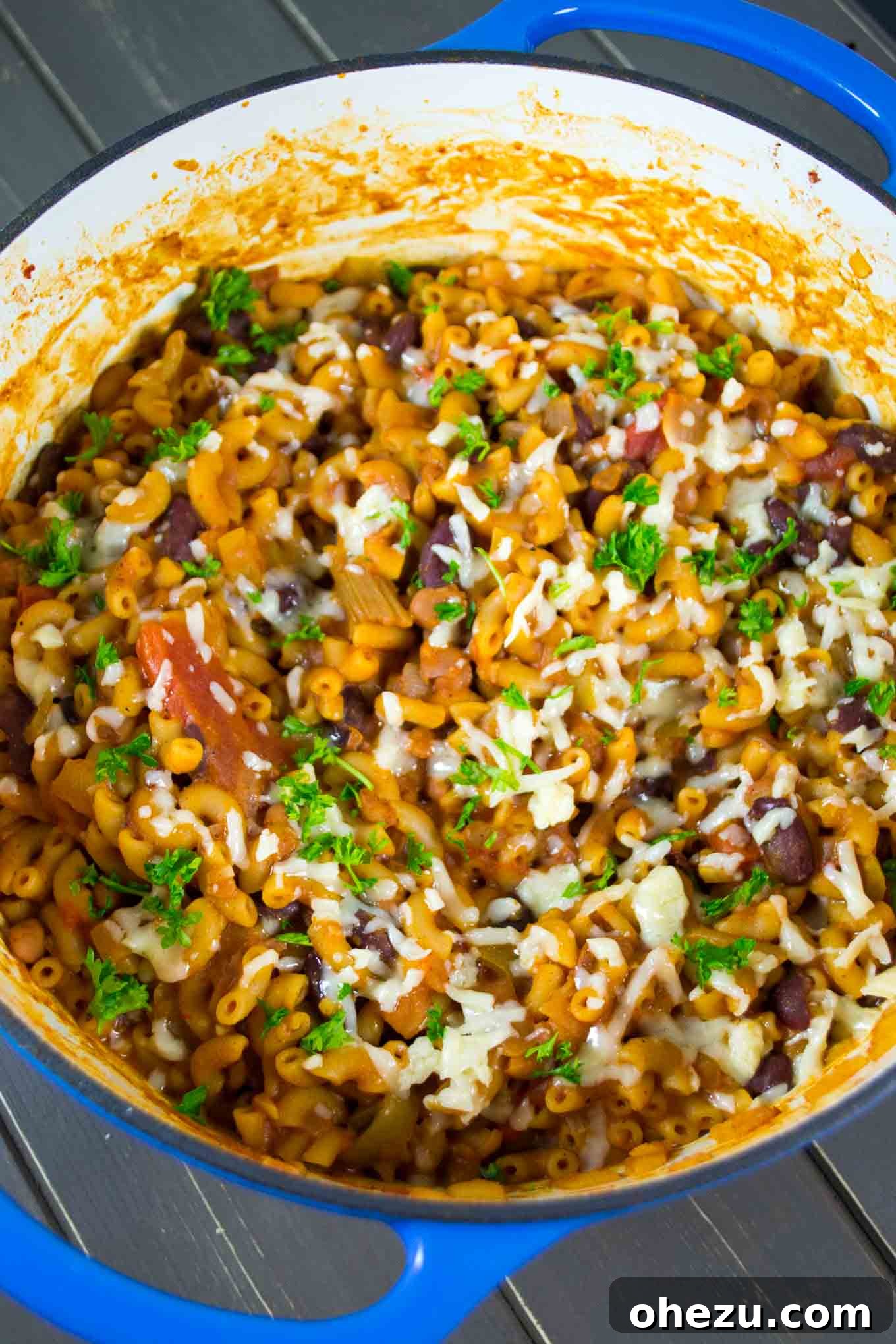 Comforting Vegetarian Chili Mac Skillet 3 Close-up of One Pot Vegetarian Chili Mac with rich sauce and noodles