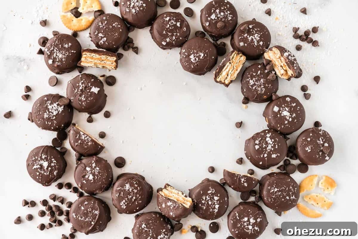 Ritz Cracker Cookies arranged in a decorative circle, ready for serving