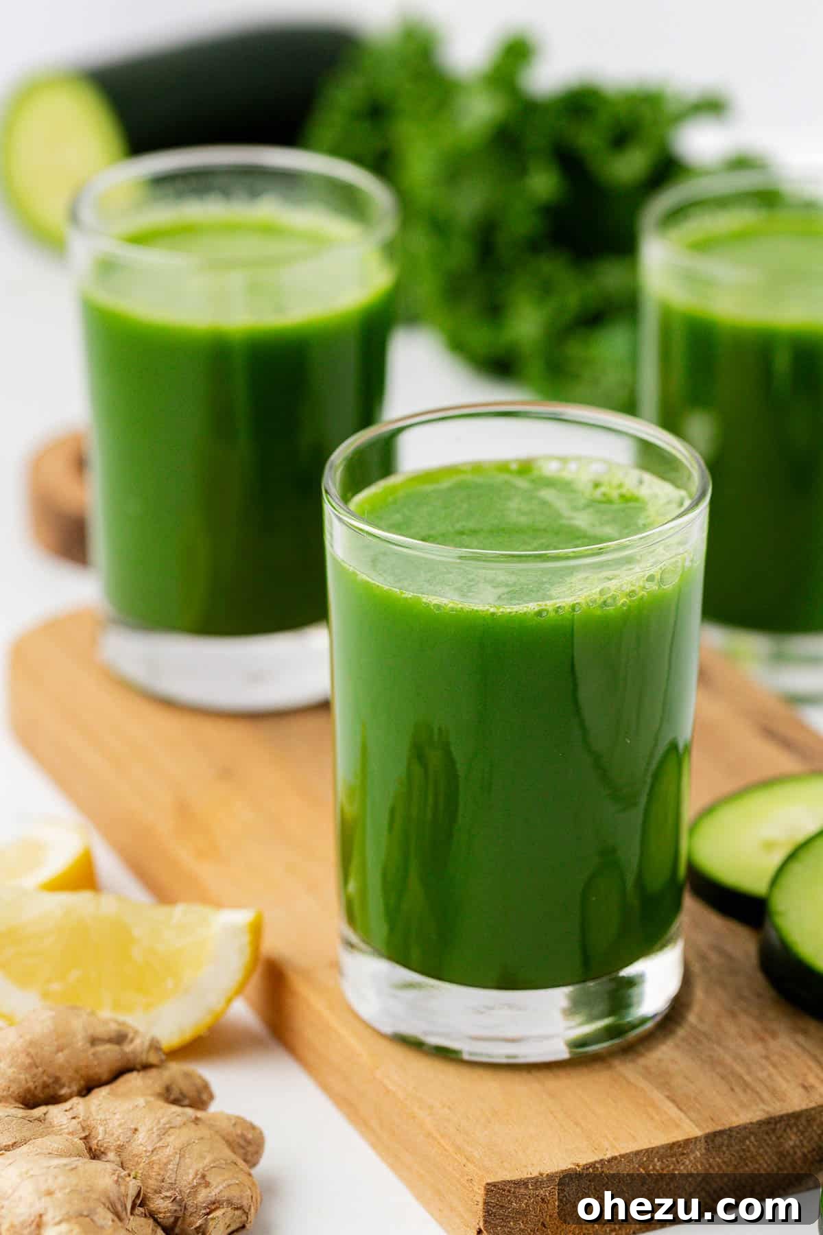 kale juice in a glass