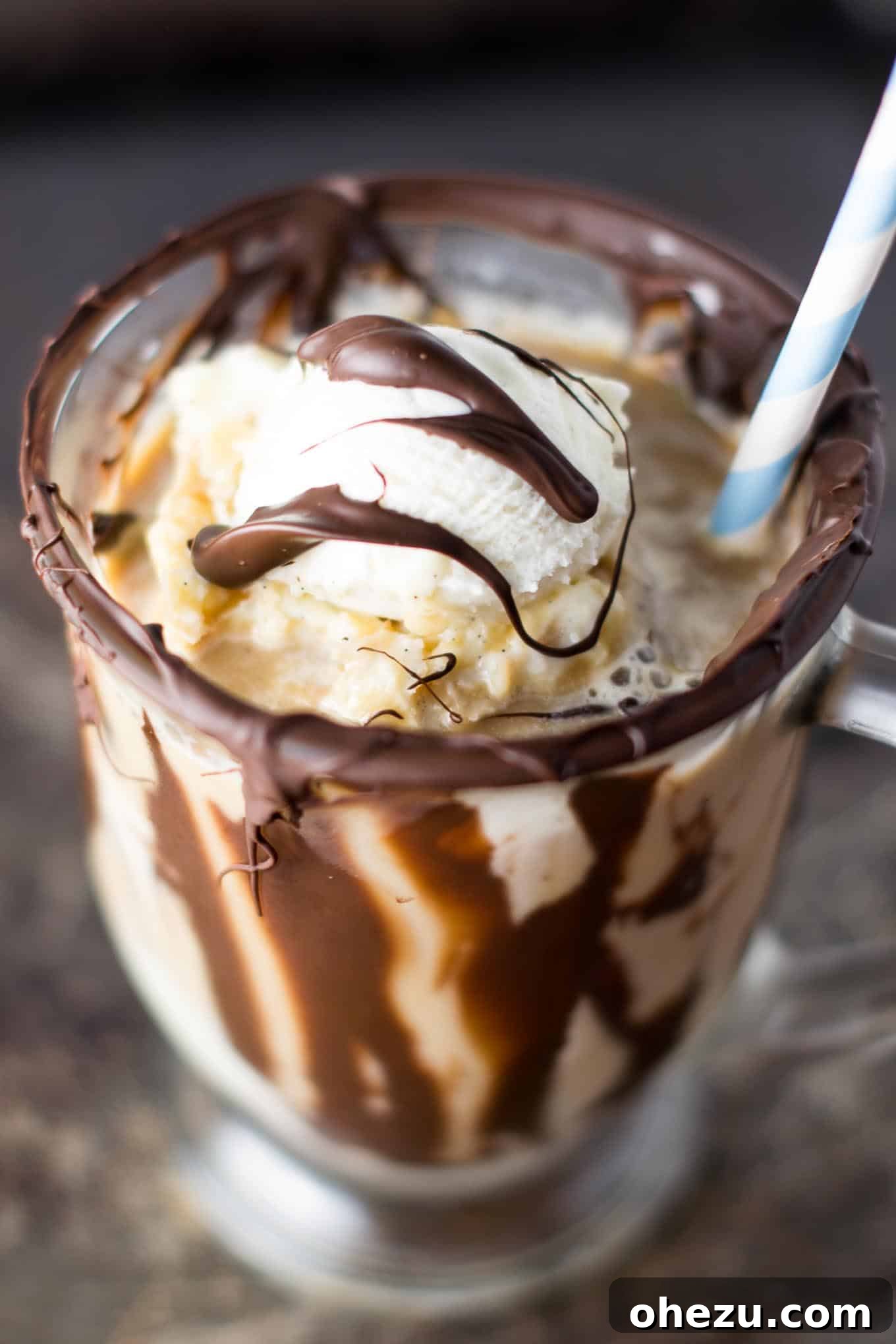 cold brew coffee floats - recipe via buildyourbite, creamy dessert drink with ice cream