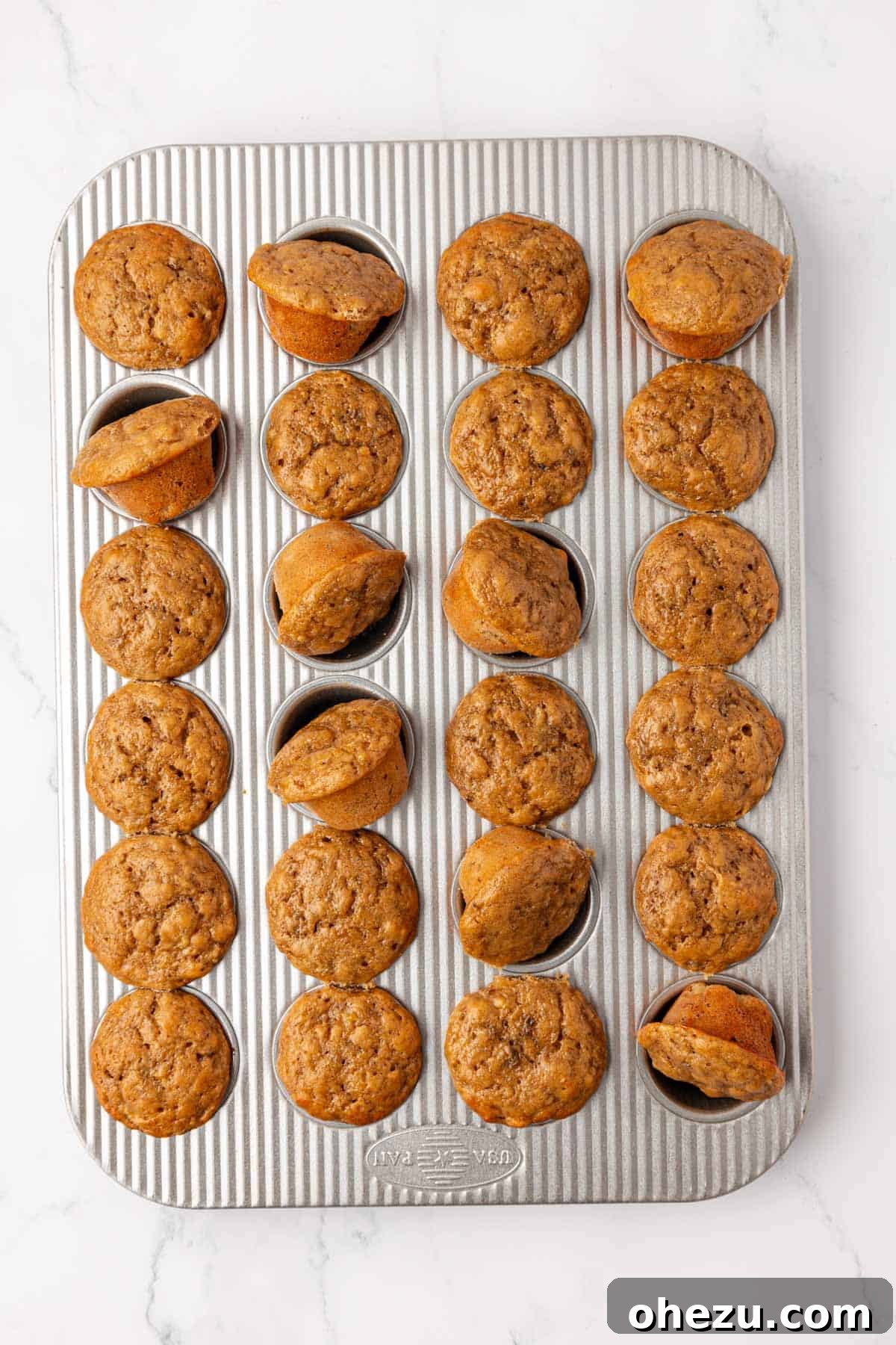 greek yogurt banana mini muffins