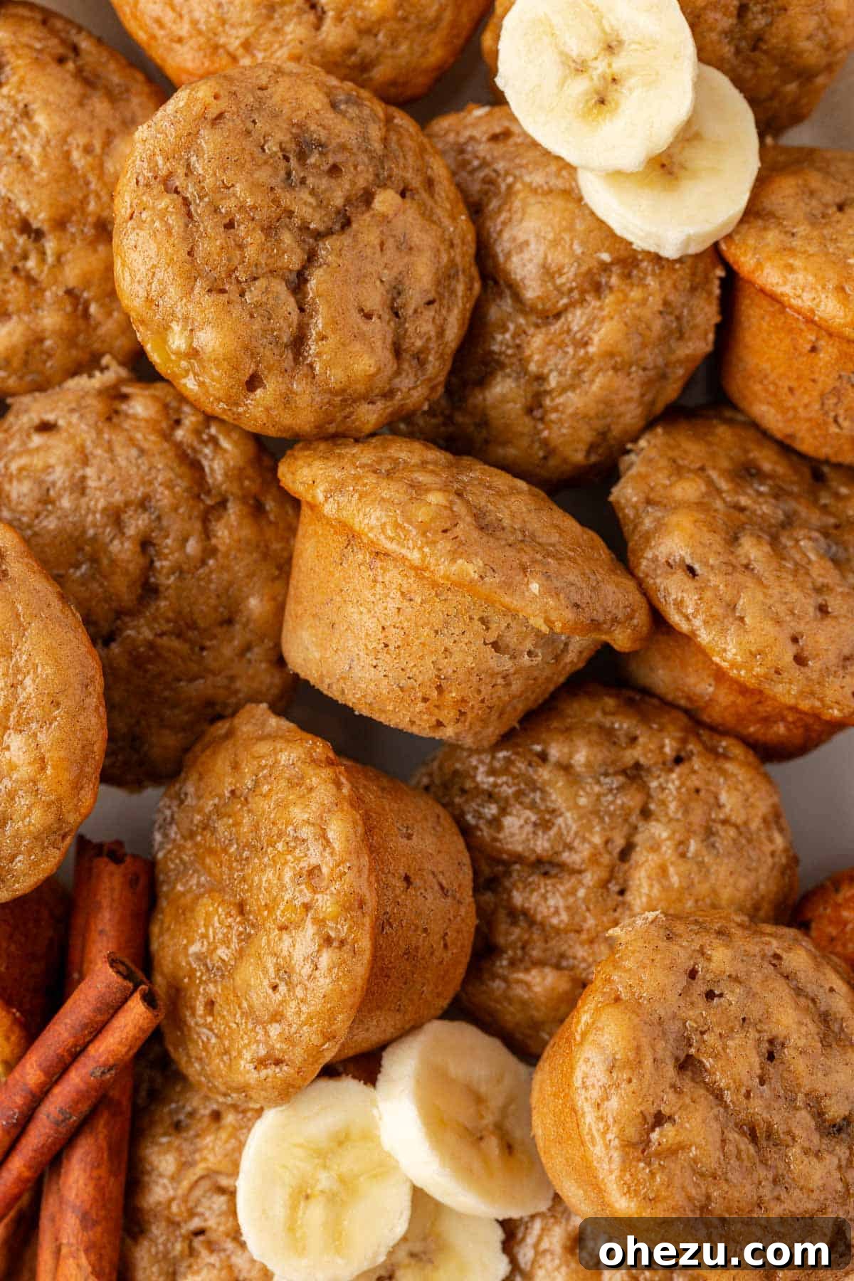 greek yogurt banana mini muffins