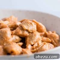 Creamy Tomato Shells are the ultimate vegan comfort food. Made with whole wheat pasta, and naturally creamy thanks to cashews and almond milk. You won’t believe how good this tastes! #vegan #creamsauce #creamytomatoshells #veganrecipe