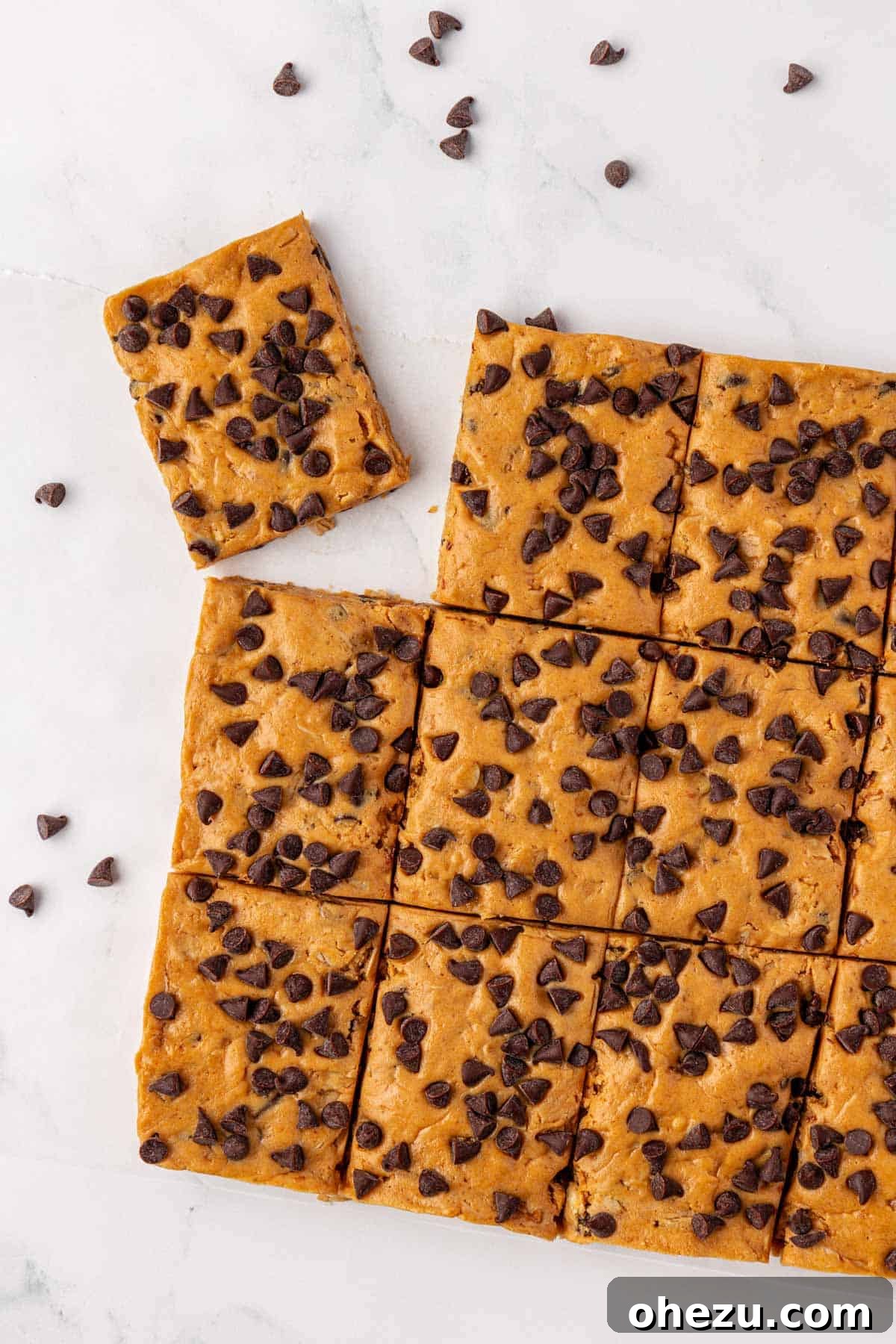 Final array of peanut butter chocolate chip protein bars