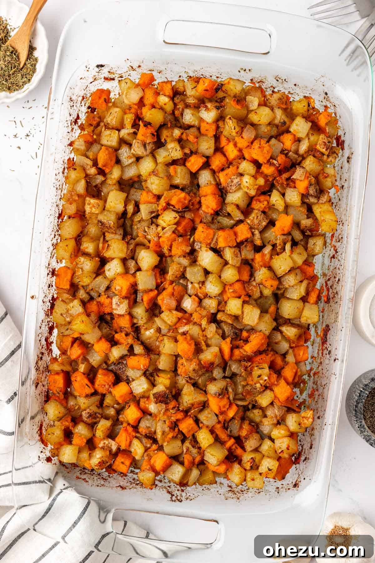 Plant-Powered Breakfast Hash 12 A large serving of crispy vegan breakfast hash presented beautifully, ready to be enjoyed.