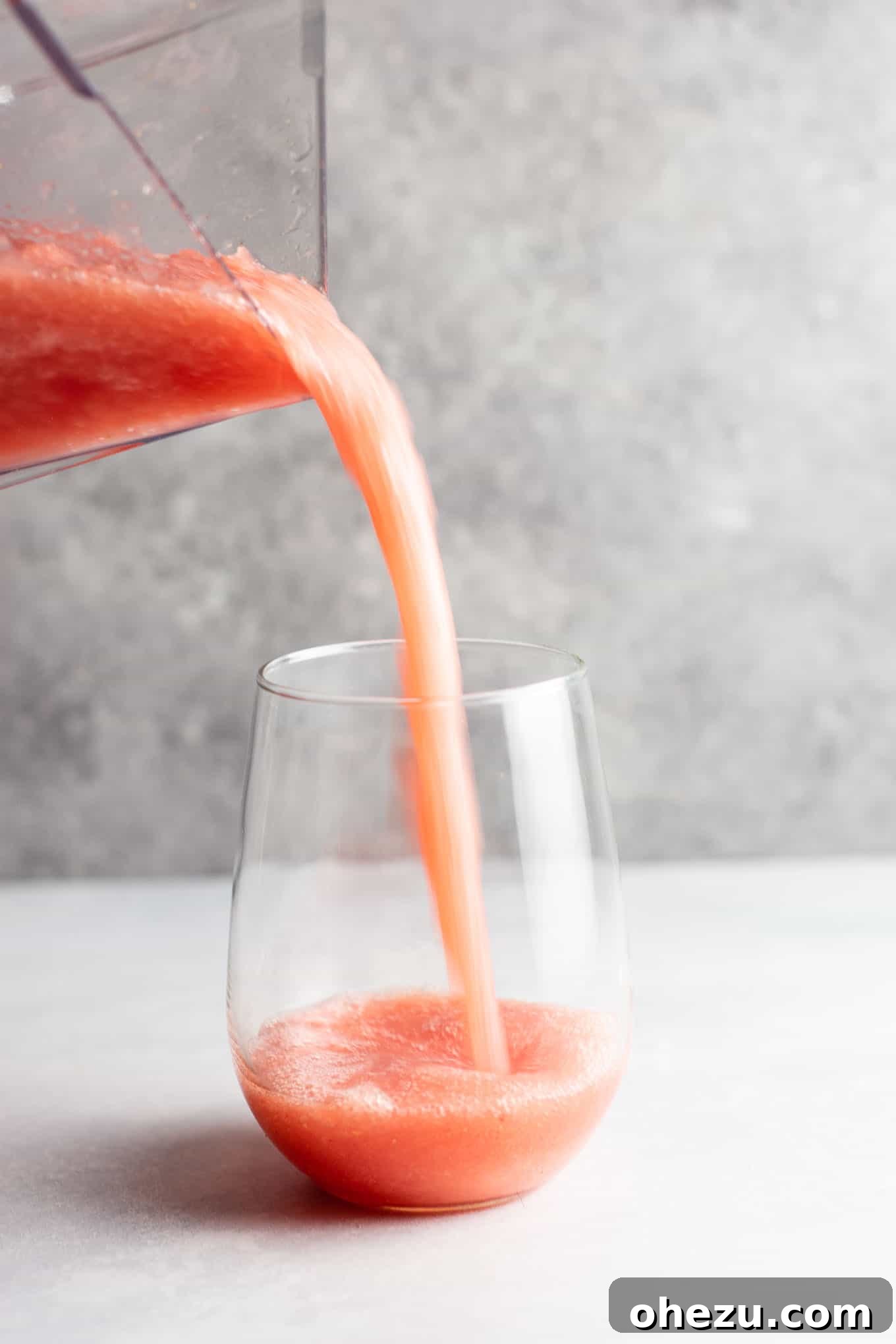 Watermelon white wine slushies – these are perfect for summer! #whitewineslushie #whitewineslushies #slushierecipe #watermelon #drink #summer #alcohol