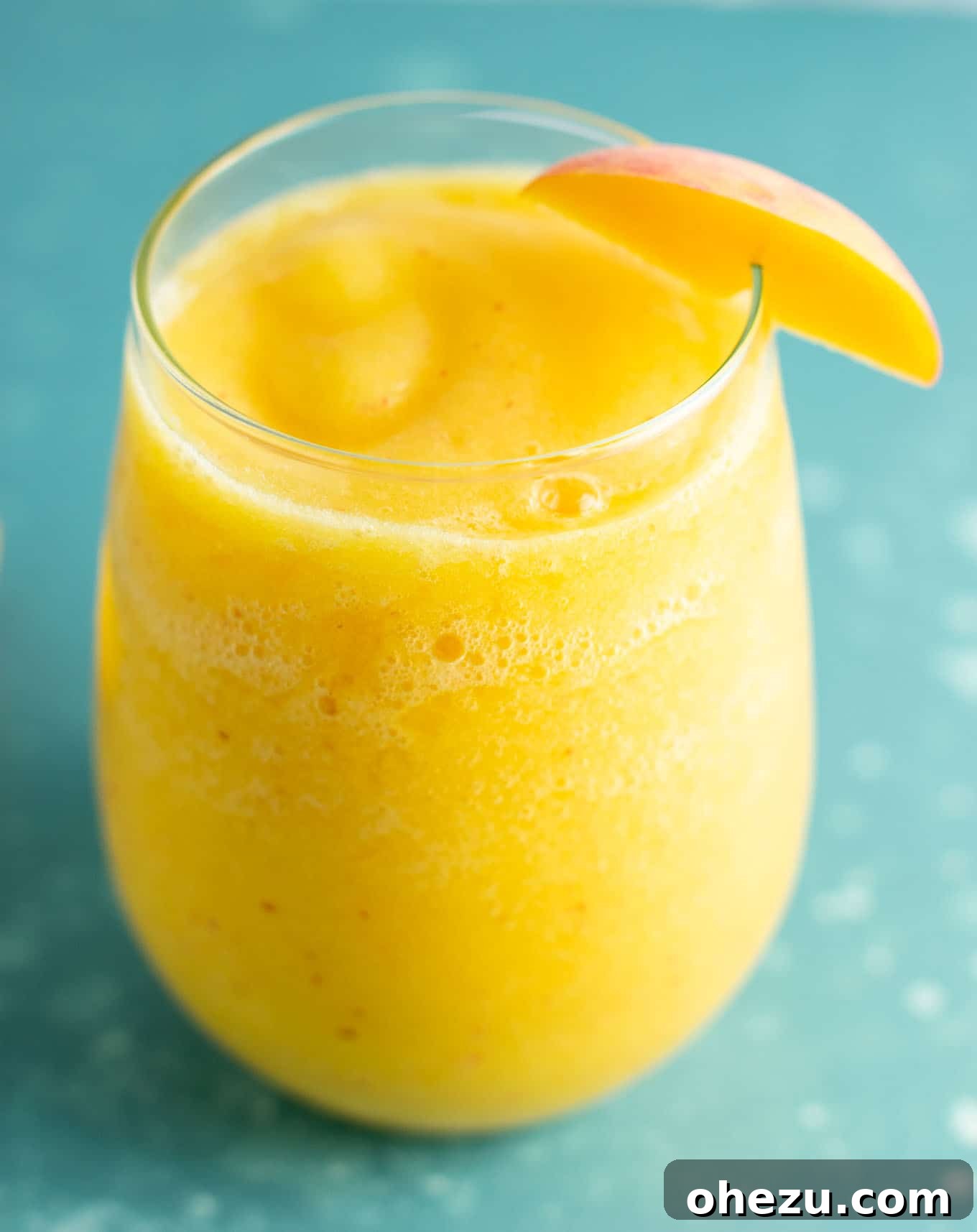 These peach moscato slushies are my favorite! #peach #moscato #slushies #drinks #healthy #summer